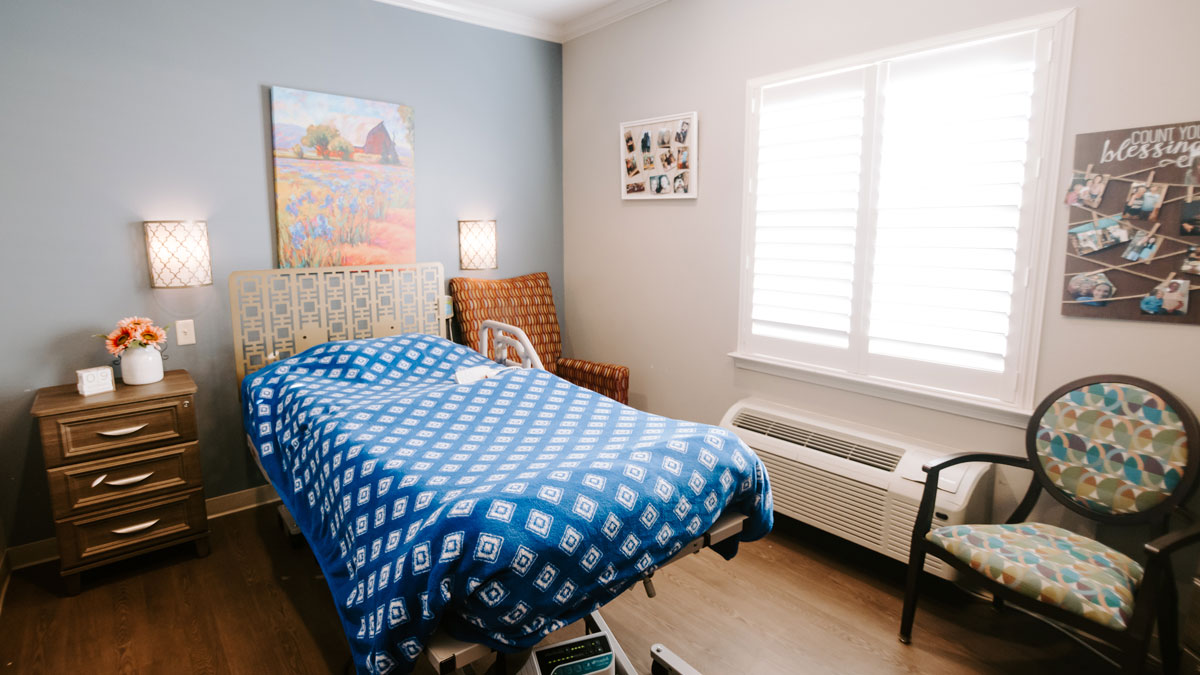 Long-Term Care at the Green House Cottages of Poplar Grove